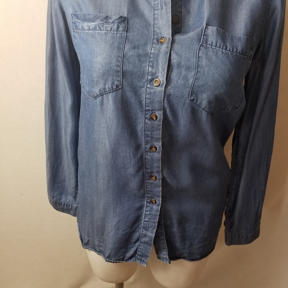 Denim Co. Button down Long Sleeve Shirt Size 8. Co - Picture 3 of 9
